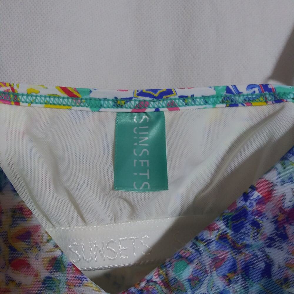 Sunsets Multicolor Tiered Ruffle Tankini Top Swim Size 36 DD - Picture 4 of 7